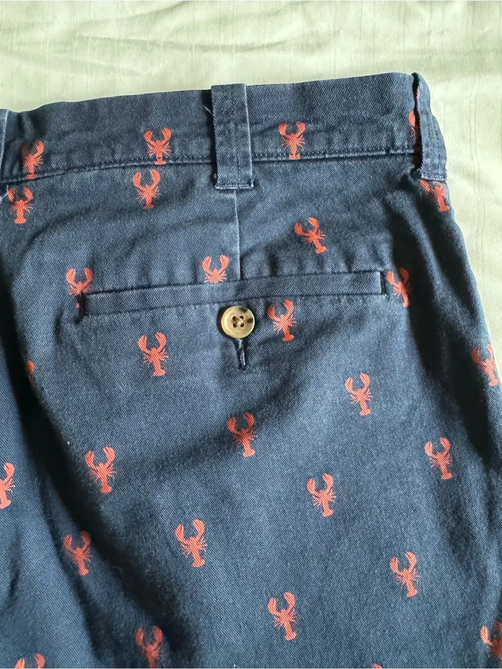 J. Crew Unisex Navy Shorts with Red Lobster Print 99% Cotton Sz 32 7